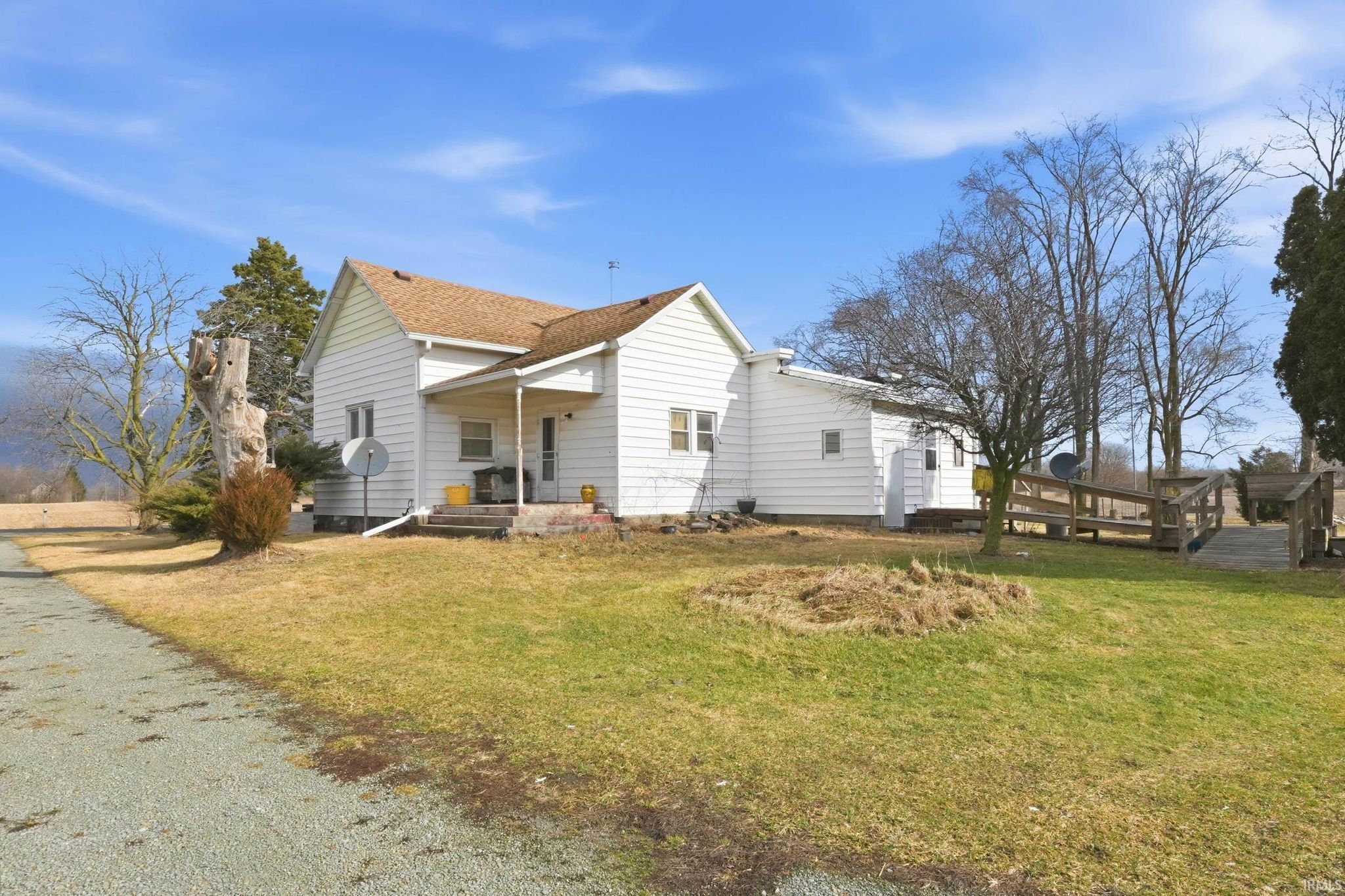 7667 E State Road 14